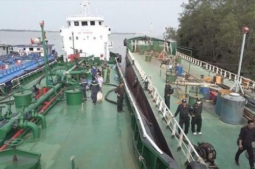 Vì sao trùm buôn lậu xăng dầu được trả lại một phần tiền đưa hối lộ