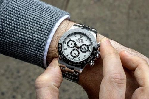 Giá đồng hồ Rolex giảm