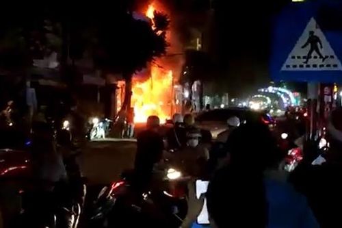 Quảng Ngãi: Cháy lớn ở trung tâm TP Quảng Ngãi