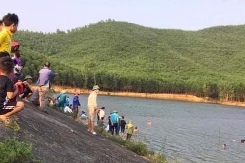 Đi chăn bò, 2 em nhỏ đuối nước thương tâm