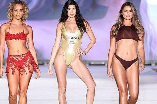 Dàn mẫu khoe dáng siêu sexy khi trình diễn áo tắm