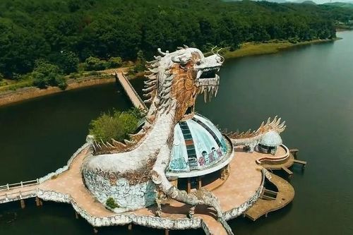 Công viên 'kinh dị' ở Huế từng lên báo nước ngoài rao bán nhiều tài sản