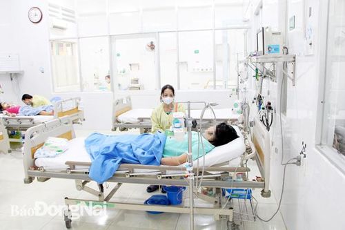 Quá tải điều trị sốt xuất huyết