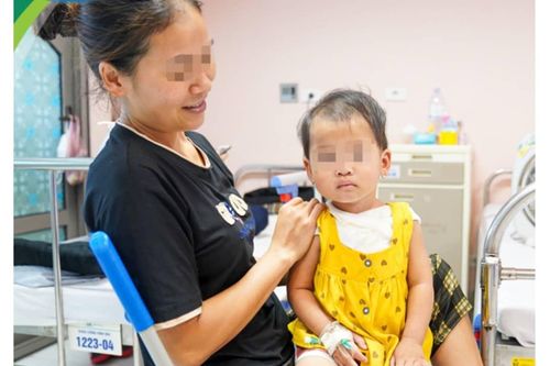 Hậu họa khôn lường từ đắp lá cây, thuốc nam không rõ nguồn gốc chữa bệnh