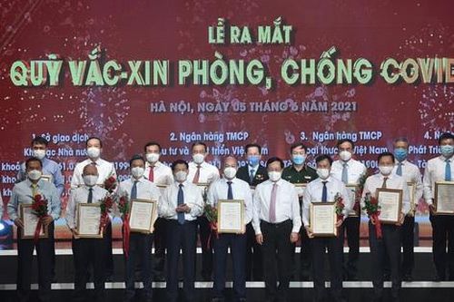 Tháo gỡ khó khăn, vướng mắc xếp loại đối với DNNN tham gia đóng góp, ủng hộ phòng, chống dịch COVID-19
