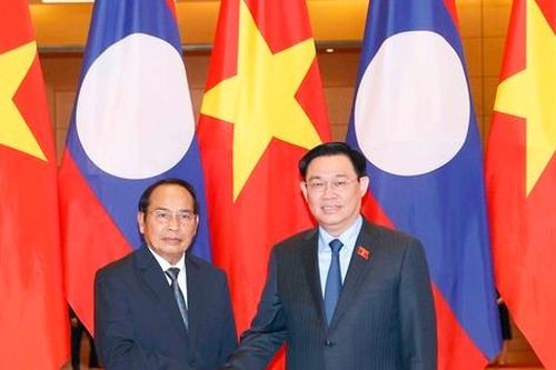 Chủ tịch Quốc hội Vương Đình Huệ tiếp Thường trực Ban Bí thư, Phó Chủ tịch nước Lào Bounthong Chitmany