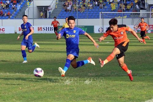 V-League 2022: Thua SHB Đà Nẵng 1 - 3, Sông Lam Nghệ An mất ngôi đầu bảng