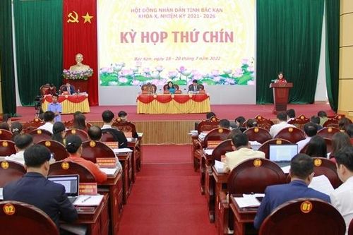Đồng lòng vượt qua khó khăn