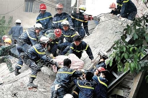 Bài cuối: Phát huy truyền thống vẻ vang, xây dựng lực lượng CAND cách mạng, chính quy, tinh nhuệ, hiện đại