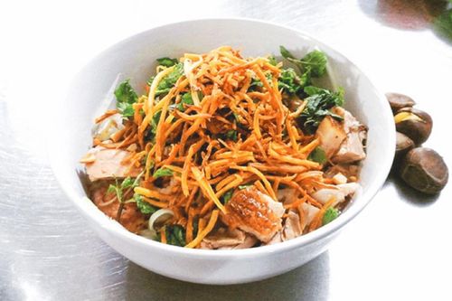 Món phở lạ miệng chế biến đầy cầu kỳ, ai đến Cao Bằng cũng thử cho bằng được