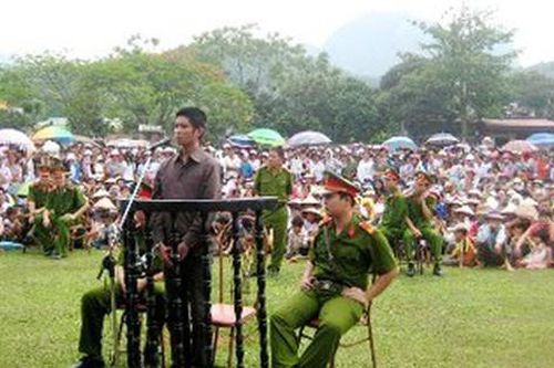 Chuyến đi 'cuối cùng' của người lái xe ôm và hành trình 'lật mặt' gã thanh niên máu lạnh