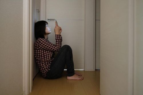 Cô gái Trung Quốc nhập viện vì bị gia đình giục cưới