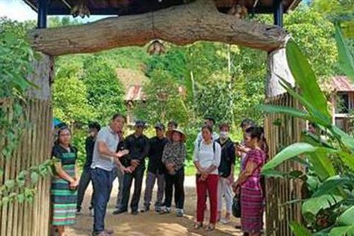 Trang bị kiến thức quảng bá du lịch sinh thái cho đồng bào dân tộc thiểu số