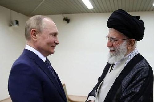 Iran nói Nga đã ngăn NATO châm ngòi chiến tranh