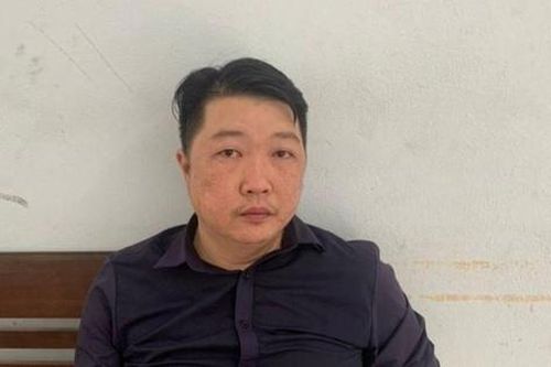 Tạm giữ đối tượng tông xe máy vào công an đang làm nhiệm vụ