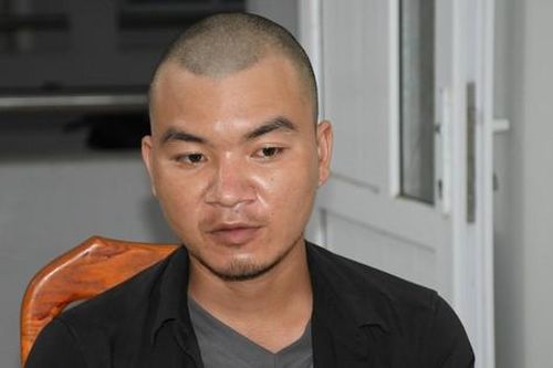 Giả vờ làm rơi điện thoại để giết người, cướp tài sản