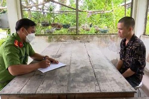 Liều lĩnh đột nhập rạch mùng trộm điện thoại của cặp vợ chồng đang ngủ