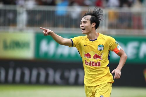 Văn Toàn tỏa sáng, Hoàng Anh Gia Lai thắng trận thứ ba liên tiếp