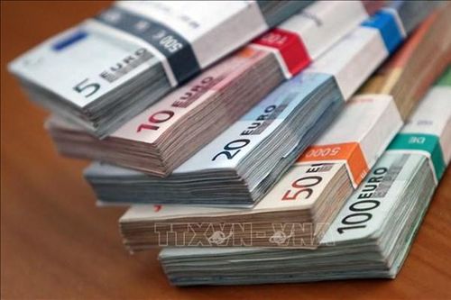 EC đề nghị giải phóng tiền của Nga đang bị đóng băng