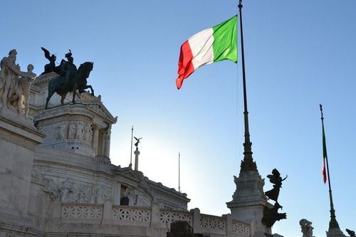 Từ bất ổn chính trường Italy đến khủng hoảng chính trị châu Âu