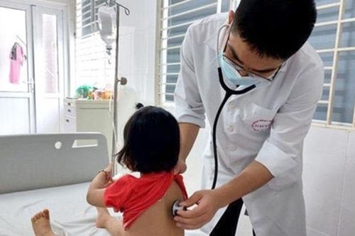Hà Nội ghi nhận hơn 2.600 ca mắc cúm, có bệnh nhân phải thở máy