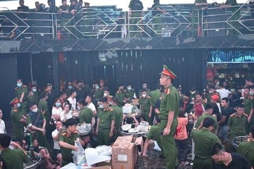 Vụ 58 người dương tính ma túy trong bar The Light: Khởi tố 7 đối tượng