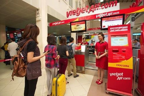 Dừng dịch vụ ưu tiên làm thủ tục hàng không tại sân bay