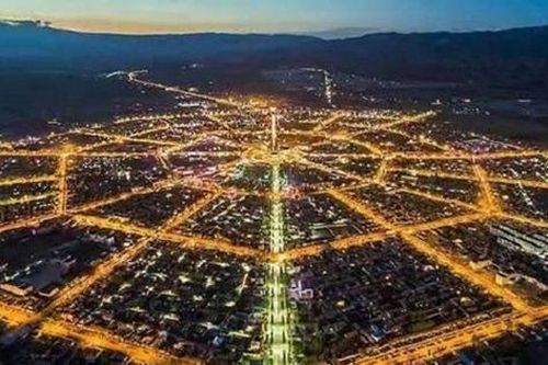 Thành phố 'Bát quái' ở Trung Quốc không bao giờ tắc đường dù không có đèn giao thông, thực tế là gì?