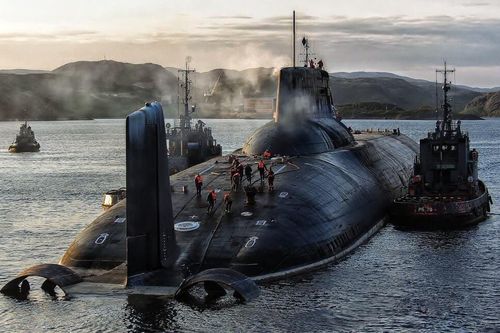 Tàu ngầm hạt nhân siêu lớn Dmitry Donskoy của Nga chính thức 'nghỉ hưu'