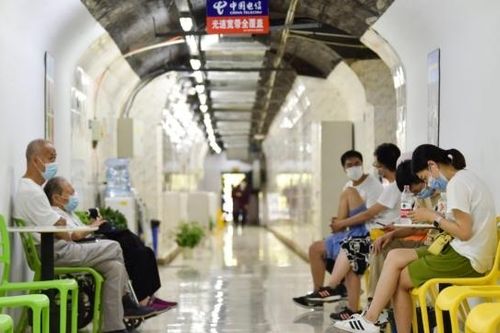 Trung Quốc cải tạo hầm quân sự để làm nơi tránh nóng