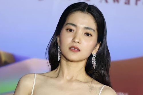 Bức ảnh toát lên sự nghèo khổ của Kim Tae Ri