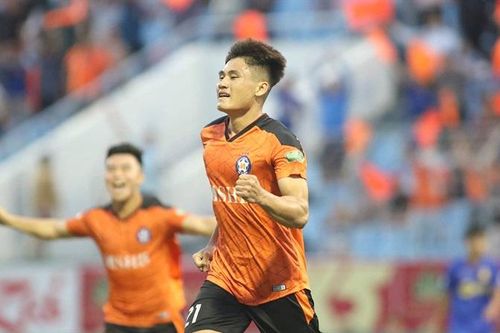 Nhìn lại loạt đấu ngày 19-7 V. League 2022: Ngày 'lợi chủ'