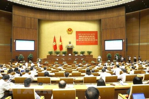 Hội nghị toàn quốc nghiên cứu, học tập, quán triệt Nghị quyết Hội nghị Trung ương 5, khóa XIII