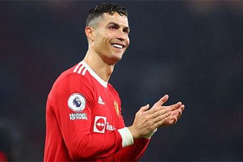 Bayern bất ngờ đổi thái độ với Ronaldo