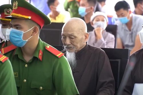 Xét xử vụ Tịnh thất Bồng Lai: Ông Lê Tùng Vân bị đề nghị mức án 4 năm 6 tháng đến 5 năm 6 tháng tù