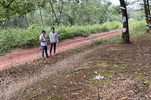 Đề nghị khởi tố vụ án, khởi tố bị can vụ cháu bé 8 tuổi bị đốt