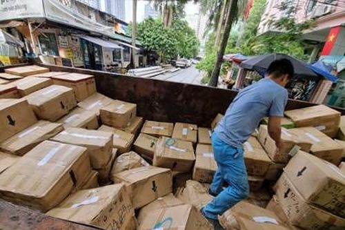 Tiêu hủy gần 8 tấn mỹ phẩm, thực phẩm chức năng và thiết bị y tế, trị giá 2,4 tỉ đồng