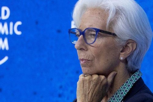 ECB tăng lãi suất có thể gây khó cho các nước châu Âu nợ nần nhiều