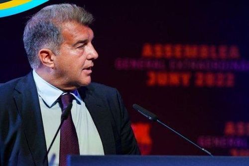 Barca bán tương lai lấy 400 triệu euro mua sắm