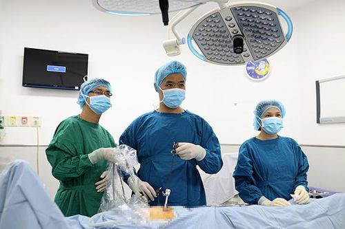 Đà Nẵng: Phẫu thuật nội soi thoát vị thành bụng, bệnh nhân xuất viện sau 1 ngày
