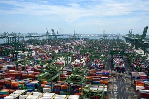 Singapore tìm cách hạ nhiệt lạm phát