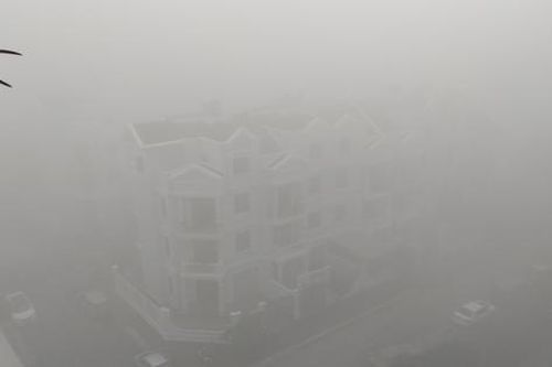 TP. Hồ Chí Minh xuất hiện sương mù dày đặc, người dân cần làm gì để bảo vệ sức khỏe?