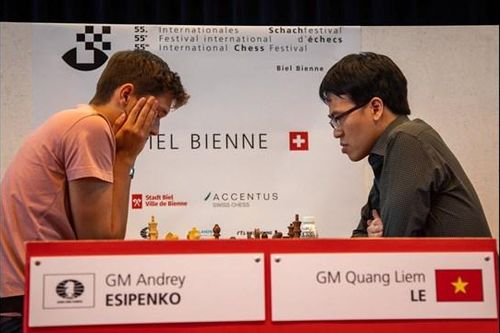 Quang Liêm vô địch giải Biel Grandmaster và nhận 10.000 USD tiền thưởng