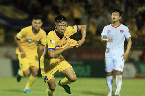 Kết quả vòng 9 V-League: Sông Lam Nghệ An hủy diệt Hải Phòng