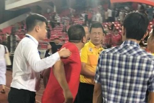 Văn hóa… nước bọt