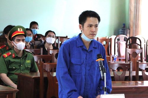 Đâm trọng thương anh rể sau khi cùng 'cưa' hết 1 lít rượu