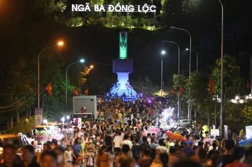 Chương trình nghệ thuật 'Cõi thiêng Đồng Lộc' tri ân các anh hùng liệt sỹ