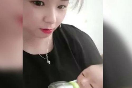 Bà nội 36 tuổi thổi bùng cuộc tranh cãi trên mạng xã hội Trung Quốc