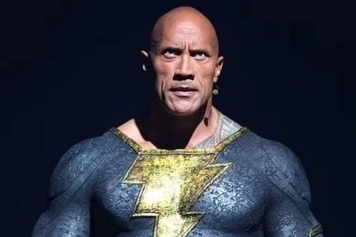 The Rock trong diện mạo siêu anh hùng lực lưỡng