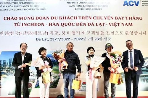 Lâm Đồng: Đón chuyến bay quốc tế đầu tiên sau hơn 2 năm tạm ngừng